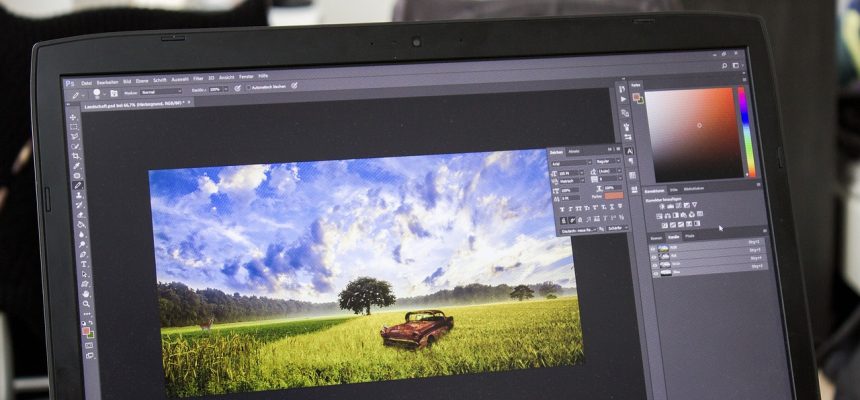 设计师在高分辨率显示器前精细处理人像扣图，屏幕显示Photoshop钢笔路径与蒙版工作区，青柠绿配色数据看板风格界面，专业感强，背景虚化